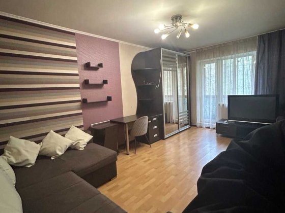 Продаж 2к квартири   вул. Мостицька 26. Подільський район Київ