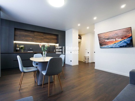 Продам 3к квартиру з новим дизайнерським ремонтом в ЖК Варшавський 2 Киев