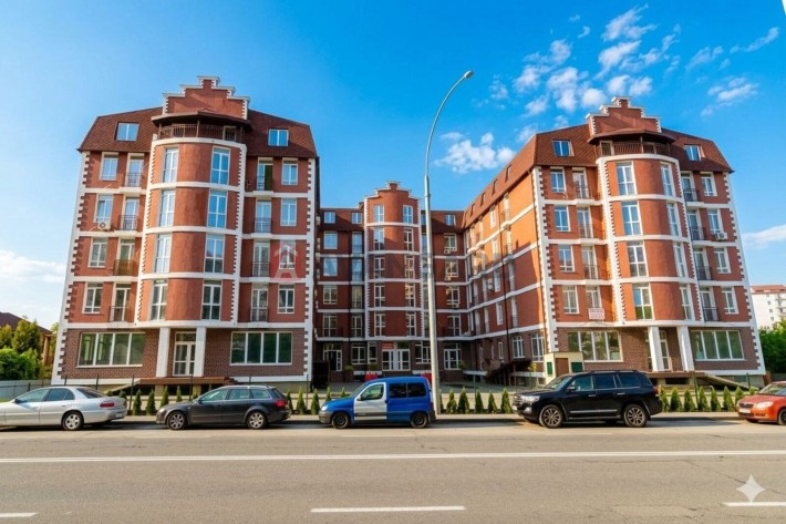Продаж 1к (мансардний) 30м2 вул. Д. Луценко 2в - фото 1