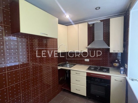 Продам 2кім. квартиру по вул. Дегтярівська, 45м2, метро Шулявська Київ