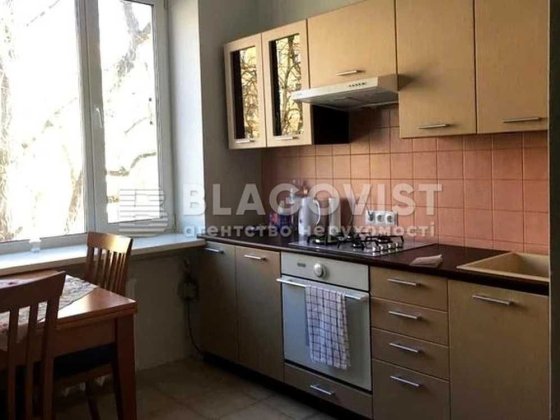 1к. Трьохсвятительська, 9.Костьольна.Михайлівська.Сталінка Київ