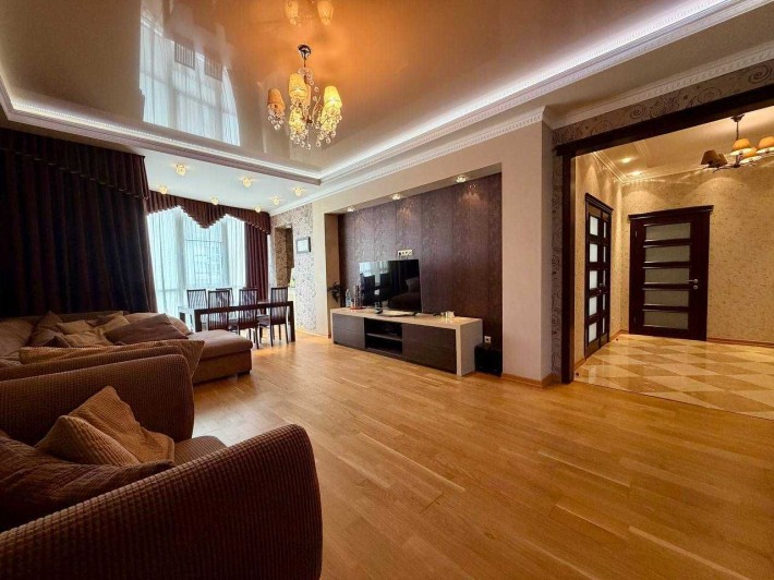 Продаж 2-х кімн 120м2 ЖК Смарагдовий Ізумруд вул.Шаповала 2 Соломянка - фото 1