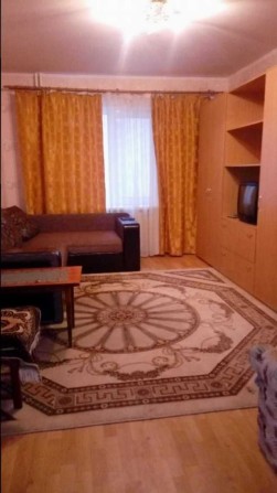 Продам 2-кімн. Олевська вул. 7, 61 м.кв - фото 1
