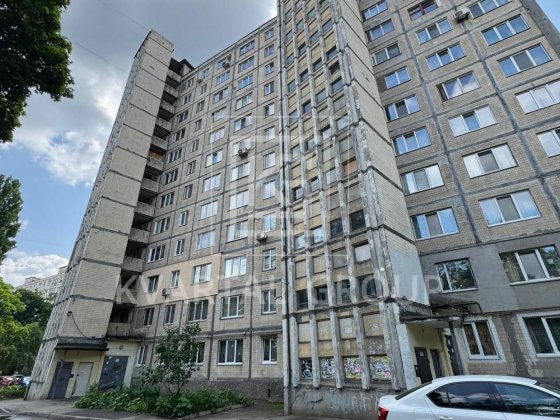 Продаж. 3к з ремонтом. Київ,  Булаховского Академика. Можна під програми. Без комісії Київ