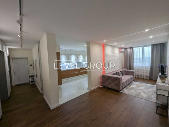Продаж 3к квартири з ремонтом S=110 кв.м. жк Лідер Київ