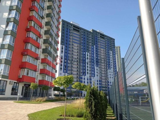 ЖК Сирецькі сади 3х кімнатна Виговського ТРЦ Ретровіль м.Нивки Київ