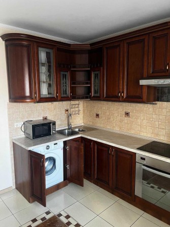 Двухкомнатная, Севастопольская пл. Эрнста 6, Ремонт, 65 кв.м. 95000$. - фото 1