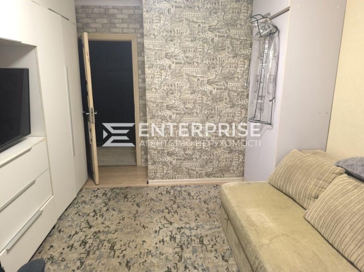 Продаж 3к квартири, метро Нивки вул. М.Безручка  Шевченківський р-н - фото 1