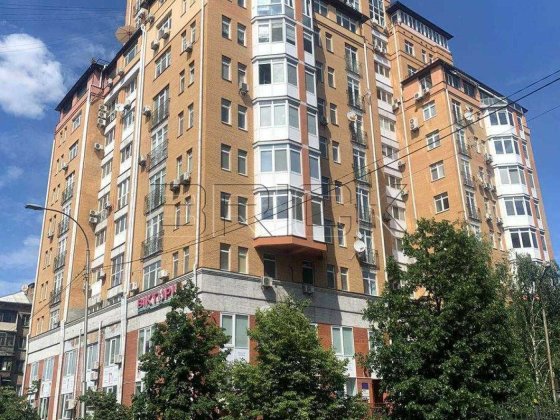 Спальня + кухня-студія, Почайнинська, 70, 75 м2, Поділ м. Контрактова Площа