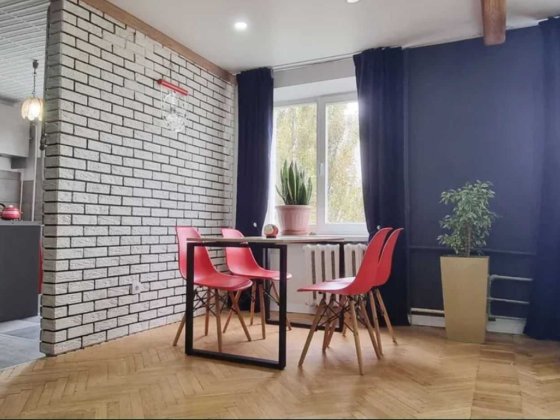 Простора 3-кімнатна квартира з ремонтом,  10 хв до метро Житомирська, 15 хв — до Святошин