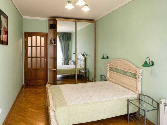 Продаж 2к квартири 52 м² | центр Києва | вул. Євгена Чикаленка (Пушкінська) | 2 хв до Хрещатика | Ше Київ