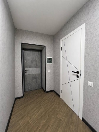 Продається 2-кімнатна квартира 51 м² з ремонтом в Києві - фото 1