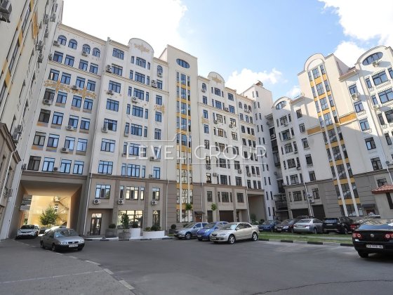 Продаж 4-кімнатної квартири по вул. Щекавицька, 30/39