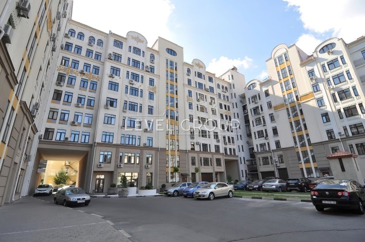 Продаж 4-кімнатної квартири по вул. Щекавицька, 30/39 - фото 1