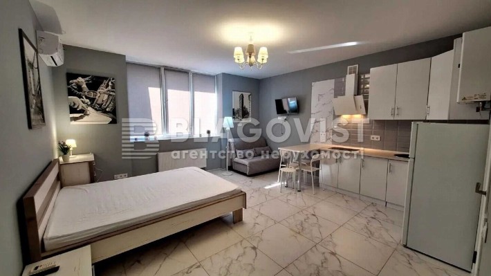 Продам смарт 30 м2. Вул Осіння 59 метро Академмістечко Є відновлення - фото 1