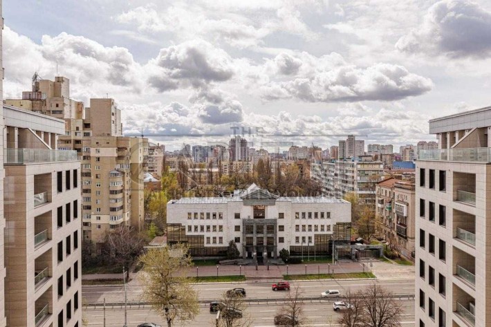 Терміново!Продаж Квартира,ЖК Crystal Park Tower,Святошинський. р-н,125.8м2 - фото 1
