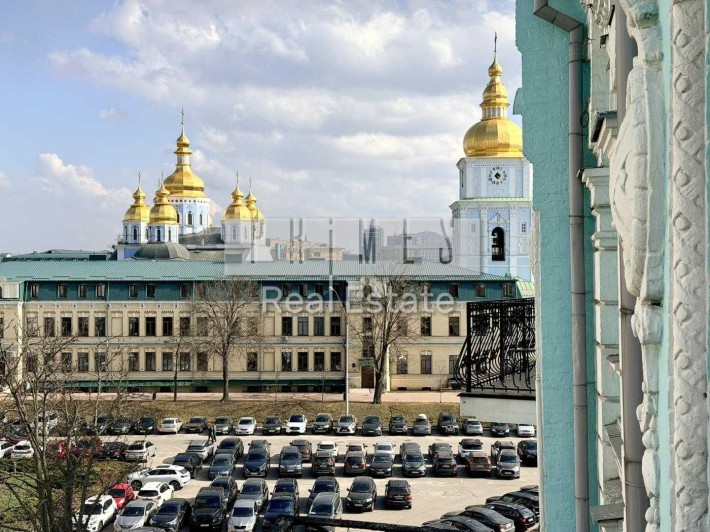 Центр 3-кімнатна квартира в історичній частині міста, 101 м2 ,по вул. Десятинна 1/3 - фото 1
