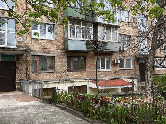 Продаж під ремонт 1к заг 30м2 вул. Лукʼянівська 79 мечеть Ар Рахма Киев
