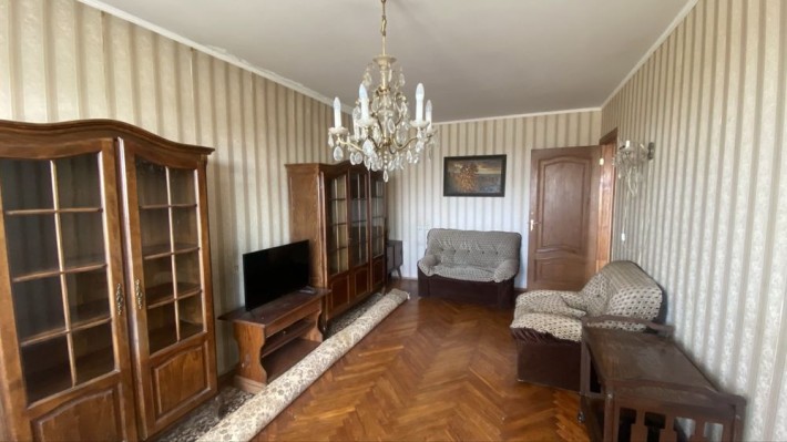 Продаж 2к роздільної квартири 48м2 під ремонт, вул. Туполева, Мрії, 26/16 - фото 1