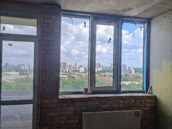 Продаж двокімнатна квартира Нивки Щербаківського 52 Вид у двір