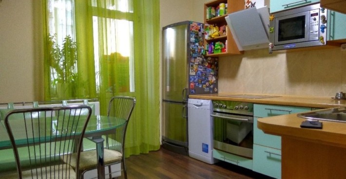 Продаж 2-к квартири Харківське шосе 152 - фото 1