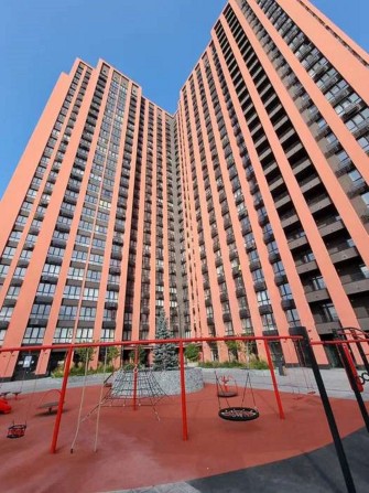 Продаж 3-к квартири вул. Набережно-Рибальська 27 - фото 1
