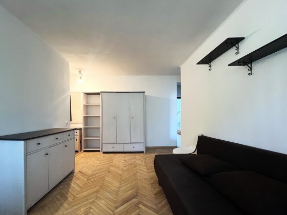 Продаж 3 кімнатна квартири за адресою вулиця Уманська, 31 в Солом'янському районі Киев