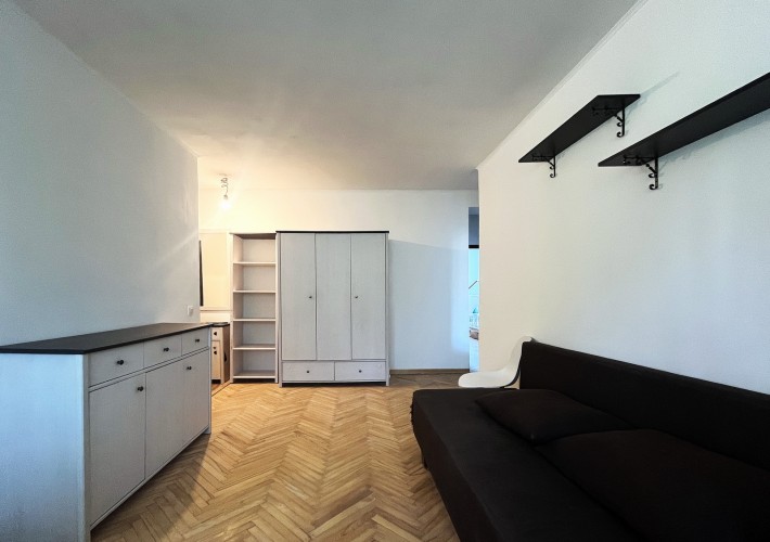 Продаж 3 кімнатна квартири за адресою вулиця Уманська, 31 в Солом'янському районі - фото 1