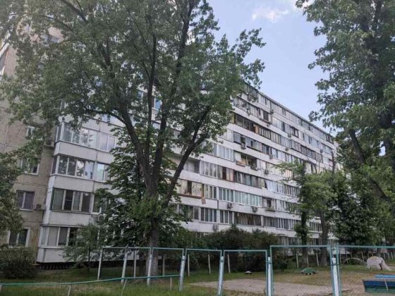 Продаж 3-к квартири Лісовий проспект 6а Київ