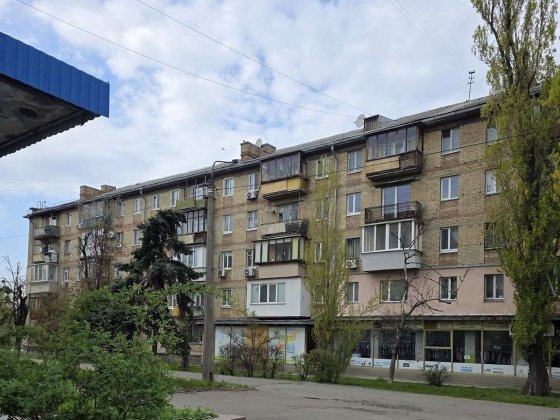 Продаж 2-к квартири просп. Леоніда Каденюка 9 Київ