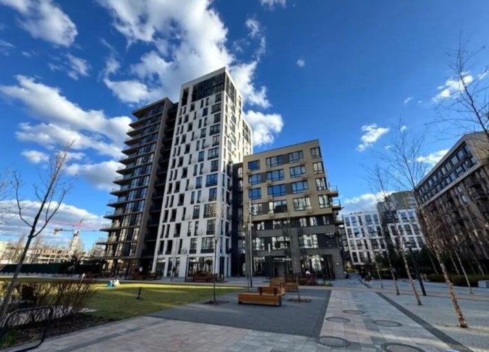 Продаж  3-кімнатної квартири в ЖК «Файна Таун» Шевченківський район метро Нивки Правий берег - фото 1