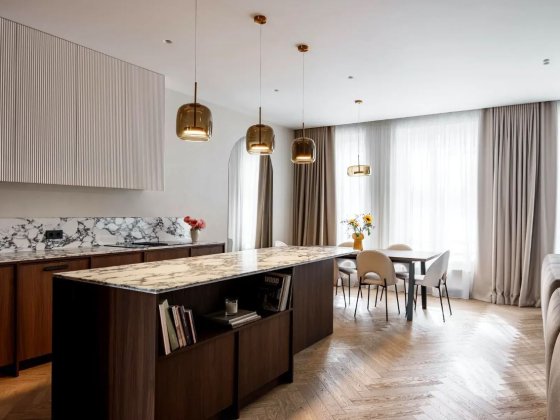 Продам 3 кімнатну квартиру  з ремонтом в ЖК "Ярославів град"вул. Бульварно -Кудрявская 17 Київ