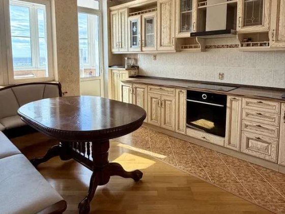 Продаж 1-к квартири вулиця Осіння 33 Київ