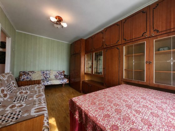 Продаж 1-к квартири 30м2, пр.Правди 64Б Виноградар. Подільський район Киев