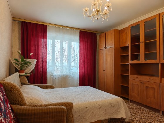 Продаж 3-кімнатної квартири 85.34 м² на вул.Драгоманова, 22 Киев