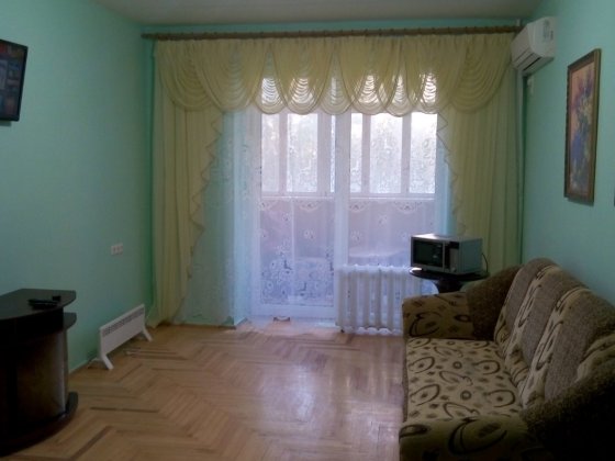 Сдам 3 комнатную квартиру по ул. Рабочая 148 Дніпро