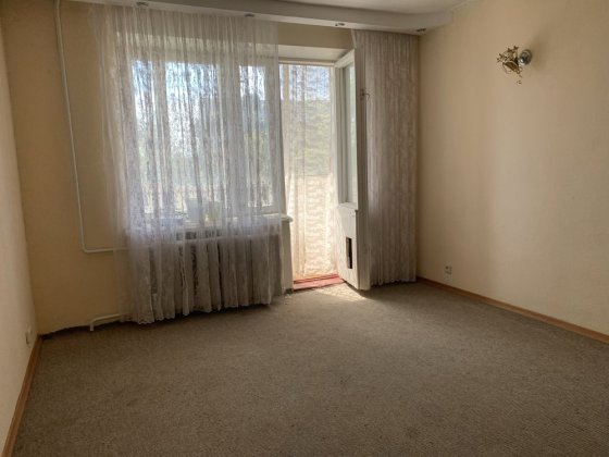 Продам 3-х комн квартиру на М Бирюзова Белгород-Днестровский