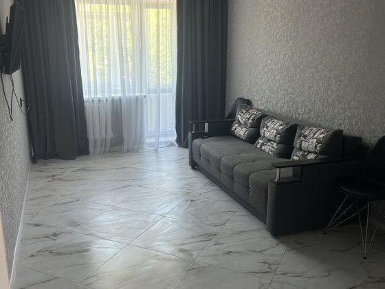 Продам квартиру  мікрорайон дачний Ахтырка
