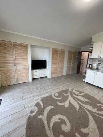 Продам 2-ком квартиру центр - фото 1