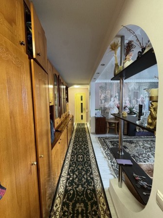 Продам 3-х кімнатну квартиру - фото 1