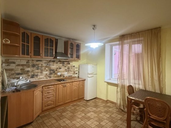 Продам 2-ком квартиру ул Мира Белгород-Днестровский