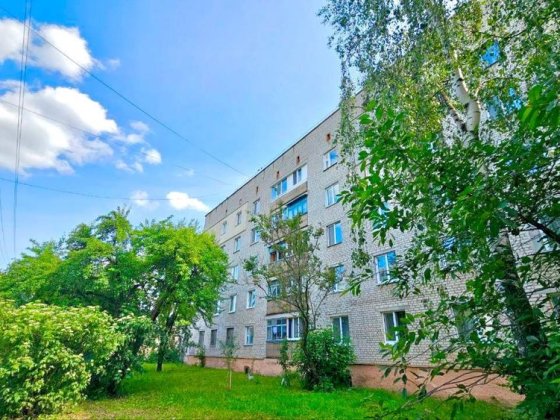 3-к кв. центр, 2-й поверх вул.Новоіванівська Бердичів