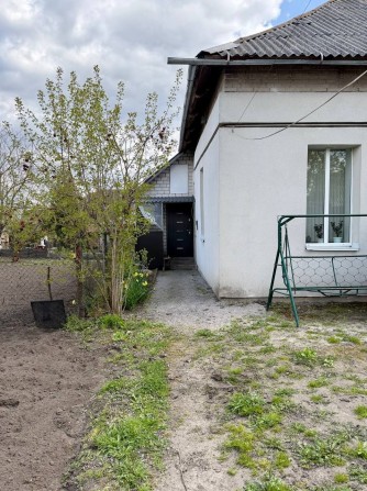 Продається 2-кімнатна квартира в  приватному секторі міста  з своїм подвір'ям - фото 1