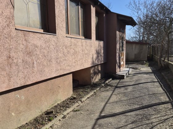 Продам затишну квартиру Виноградов