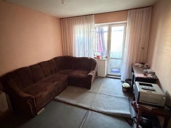 Продам квартиру 3 мкр лівий берег Каменское