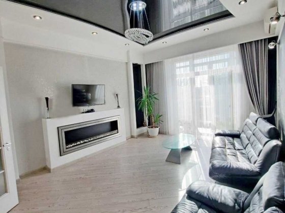 Продам 3 кім.кв Правий берег Площа 82 м.кв Парк Меблі Торг Каменское