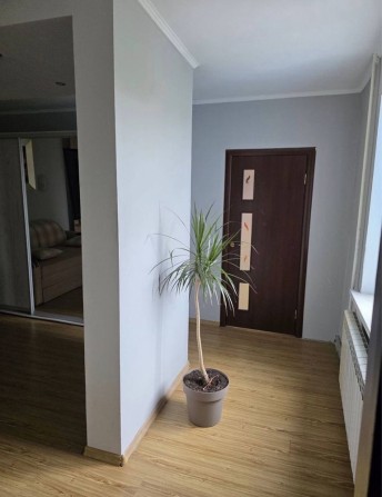Продам 5-кімнатну квартиру на лівому березі, 4 мікрорайон - фото 1