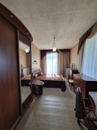Продам 2х к.кв   101м2   2/5 вул.Арсеничева - фото 1