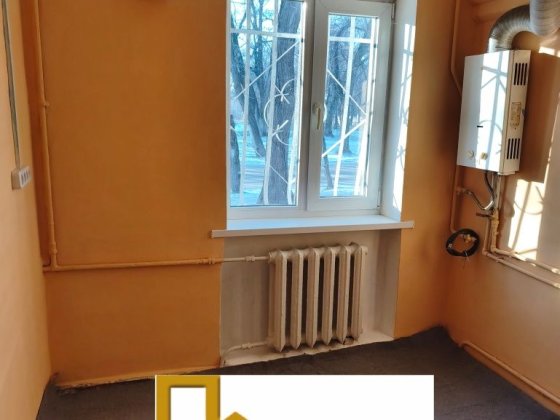 Продам 2 кімнатну квартиру Каменское