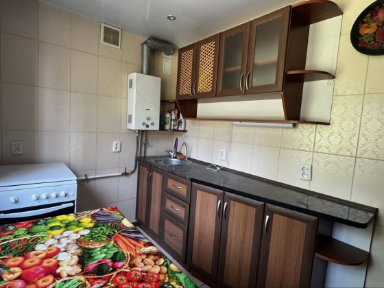Продается 3 комн квартира Никопольская Кам'янське